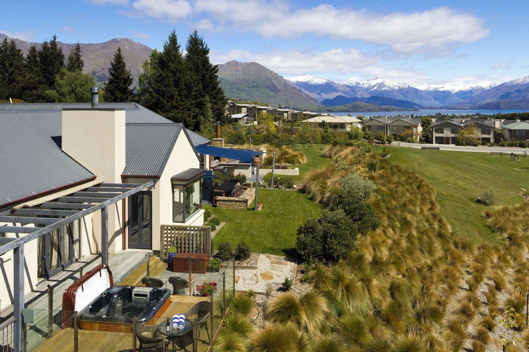 Alpine Peaks Apartment Уанака Екстериор снимка