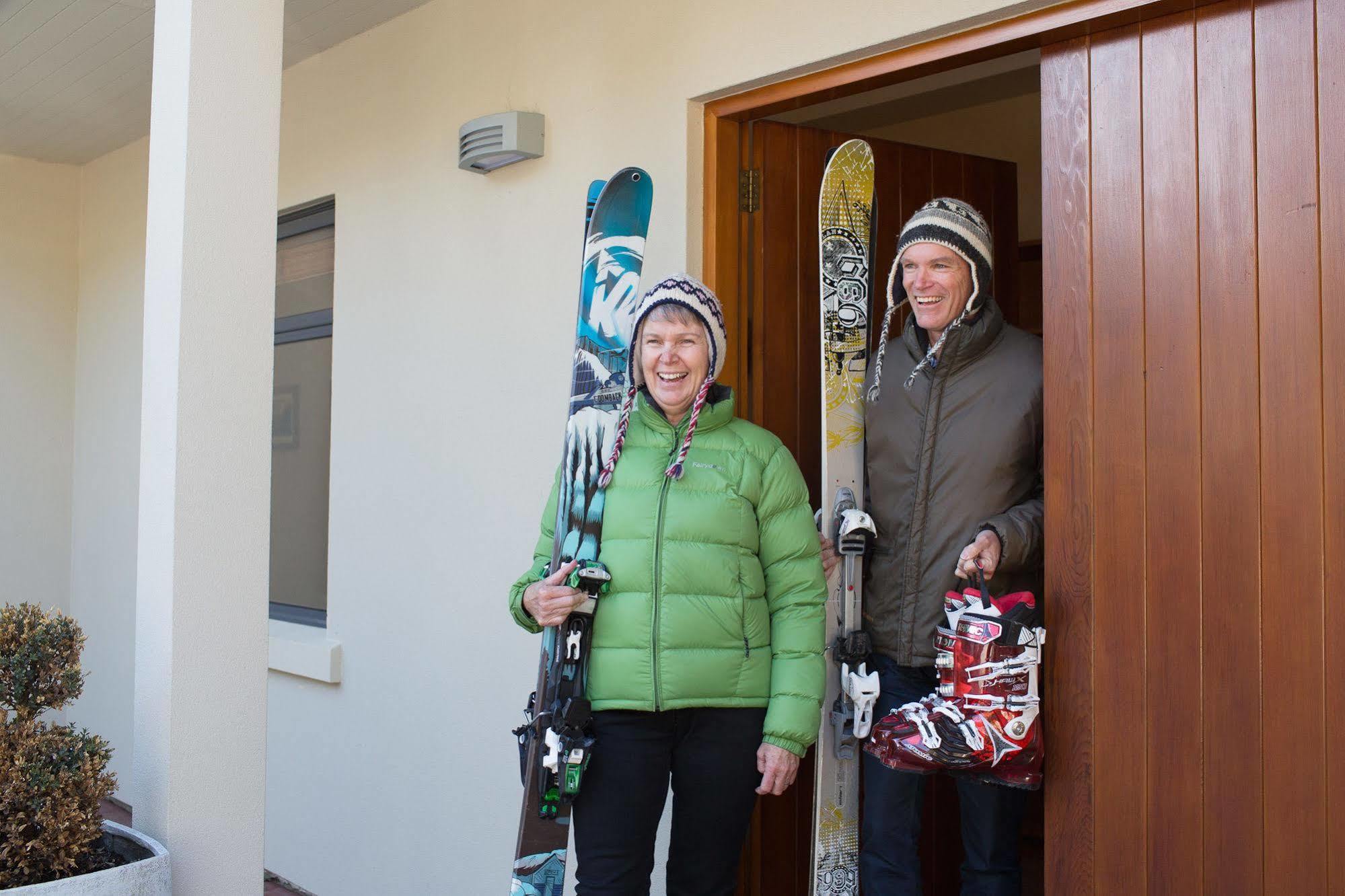 Alpine Peaks Apartment Уанака Екстериор снимка